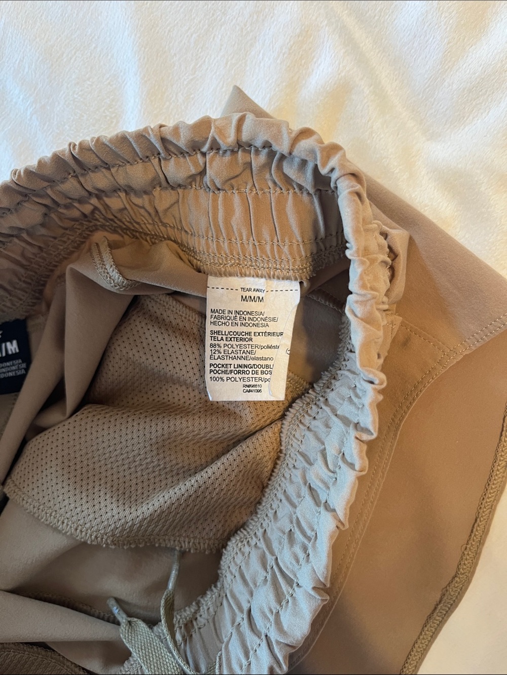 Under Armour Women's Tan Elastic-Waist Training Shorts - Picture 9 of 11
